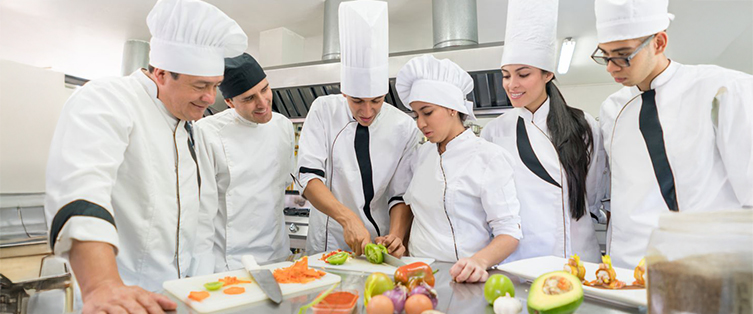 Why Every Beginner Should Join a Cooking Class in Dubai  